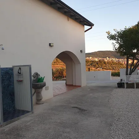 La Batia 1 דירה סמבוקה די סיצ'יליה